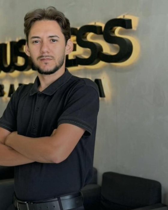 Lucas, barbeiro da Business